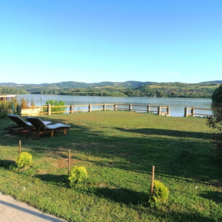 Captain'S House By The Danube River Cerevic Eksteriør bilde