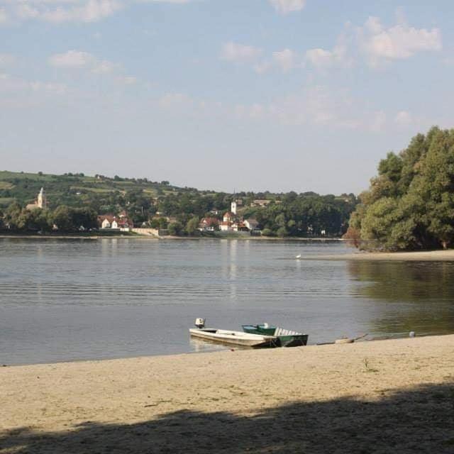 Captain'S House By The Danube River Cerevic Eksteriør bilde